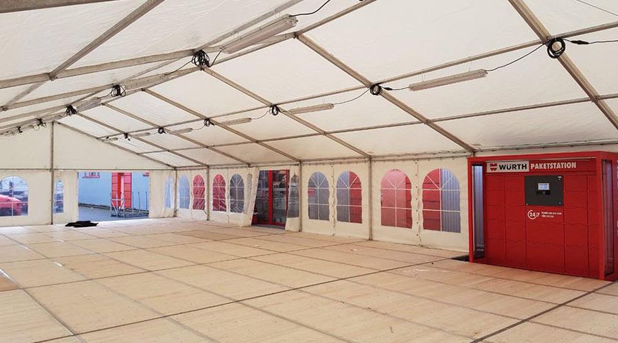 Verkaufszelt Innenansicht